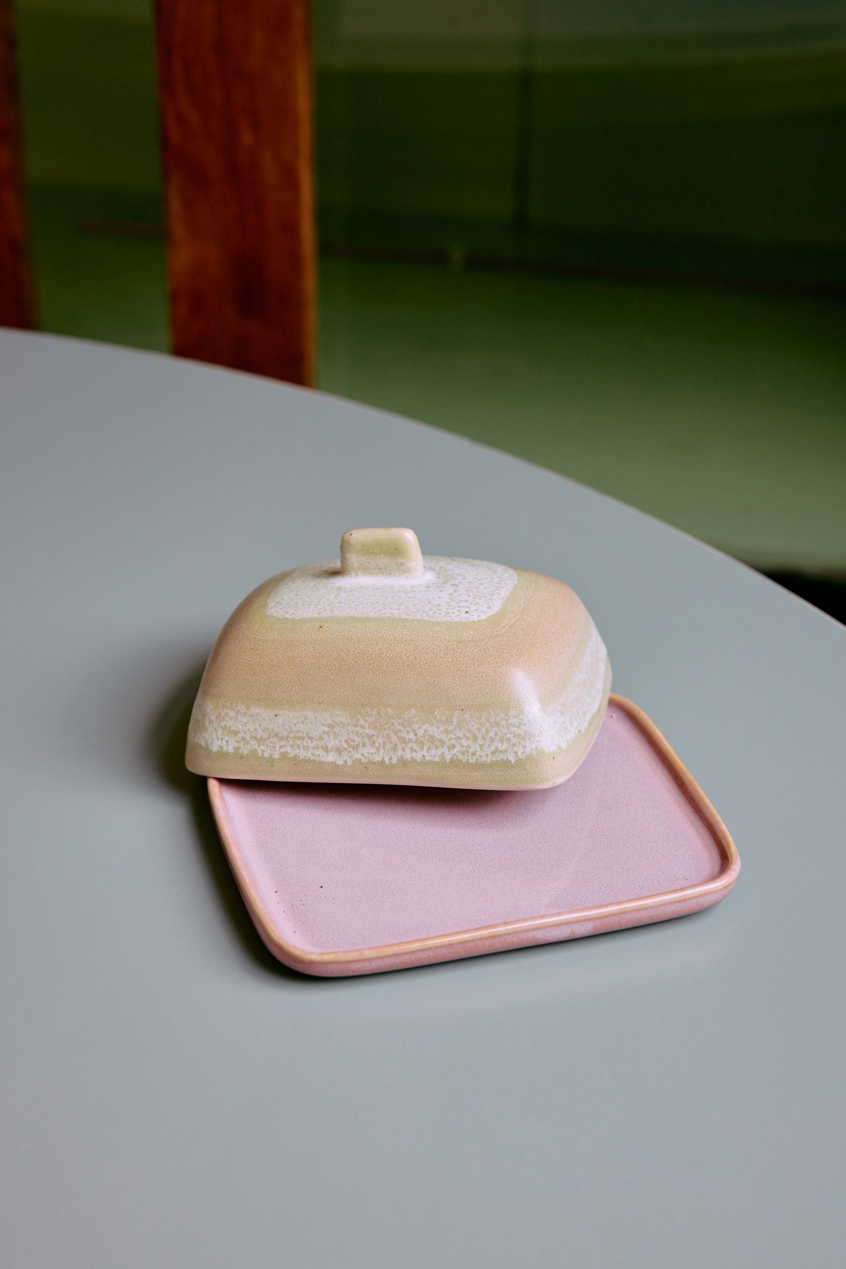 Beurrier en céramique