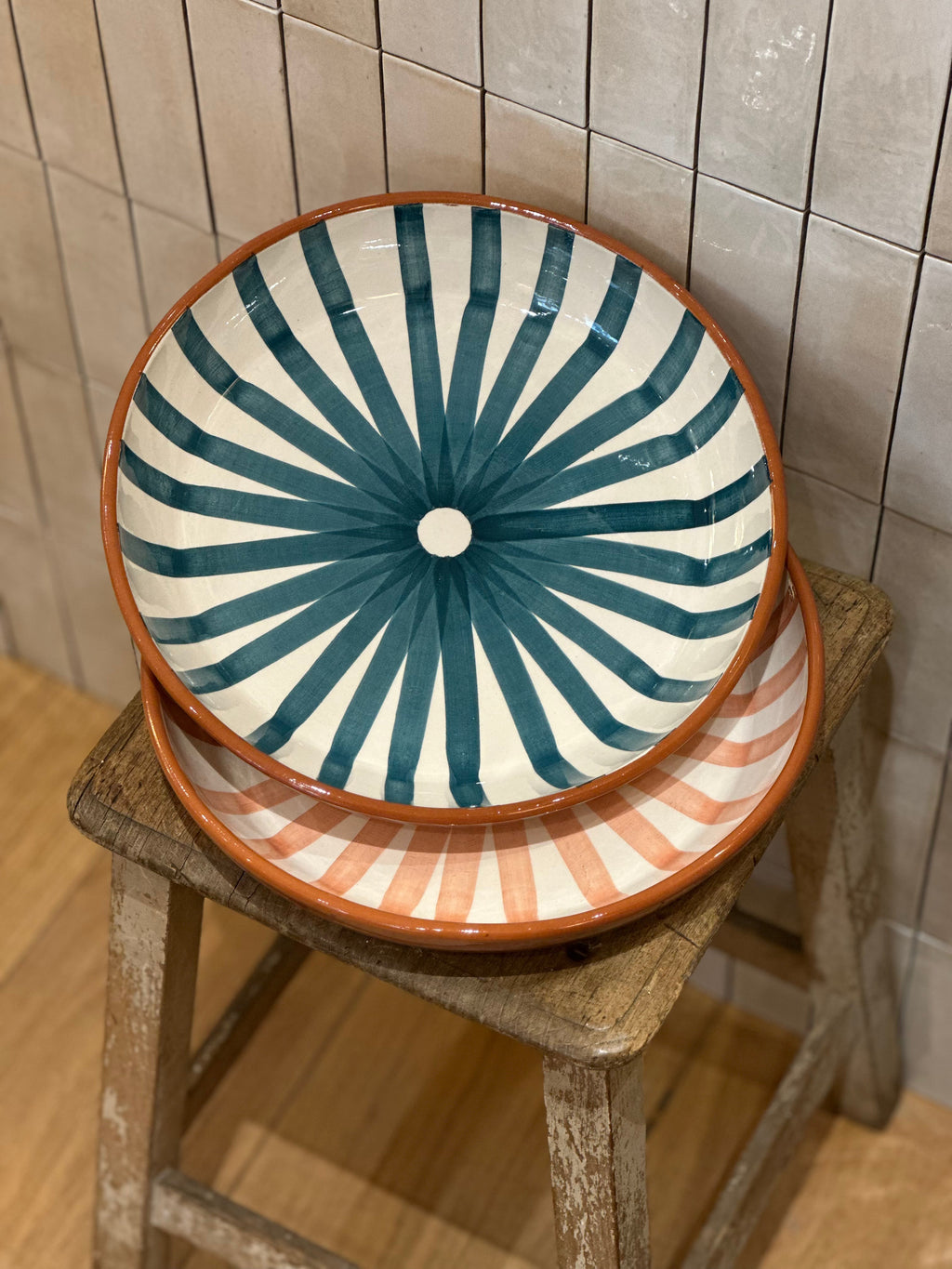 Plat de service bleu