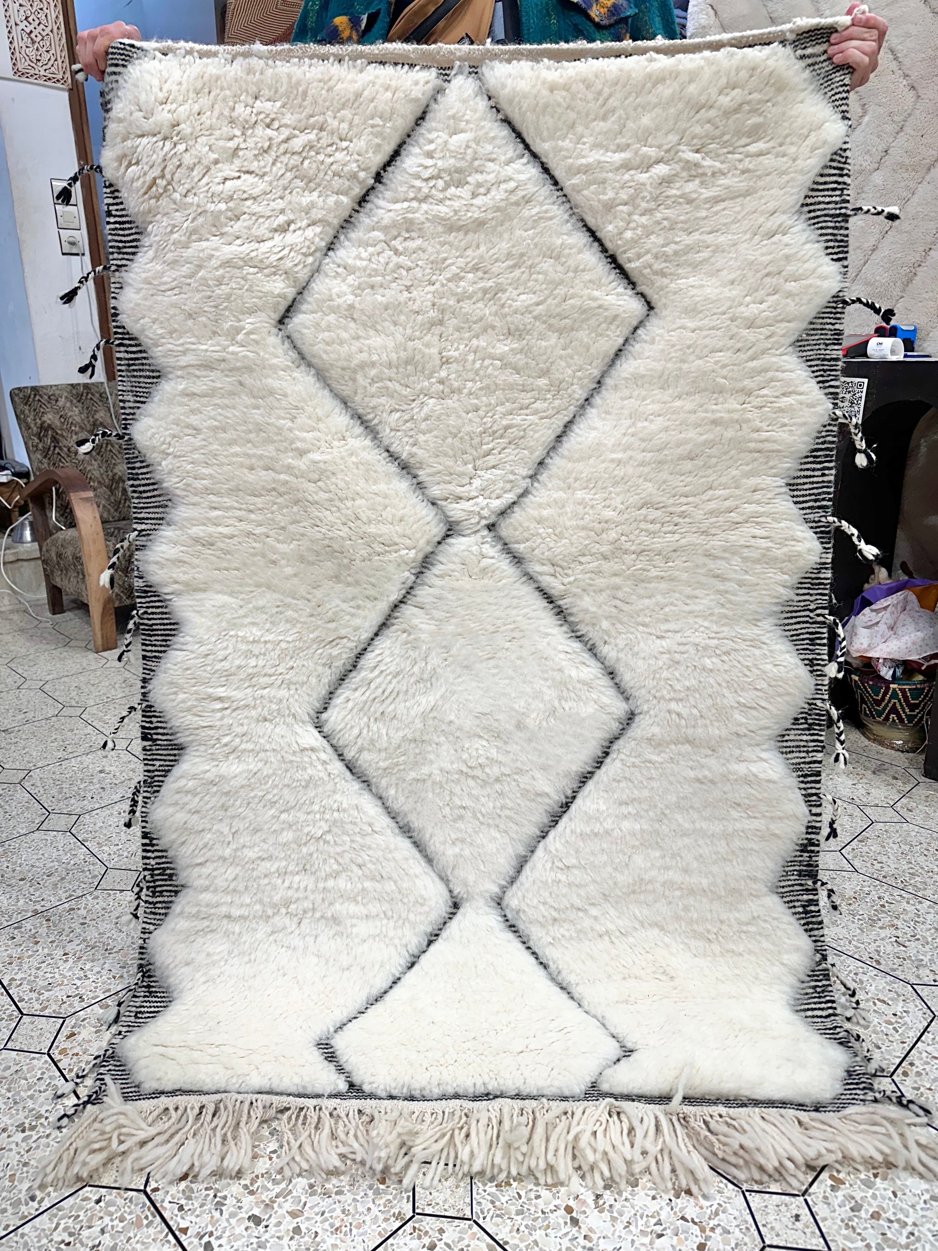 Béni Ouarain X Mrirt 105 x 160 cm  - 155