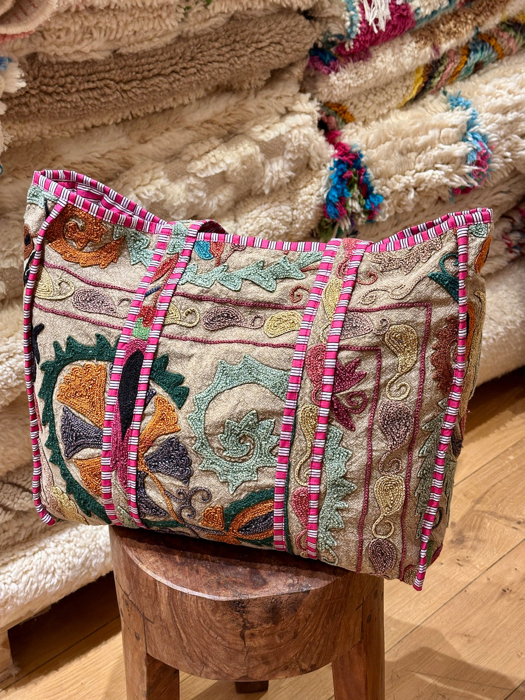 Sac Suzani rose