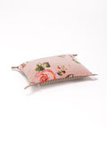 Coussin mini à fleurs velours rose poudre