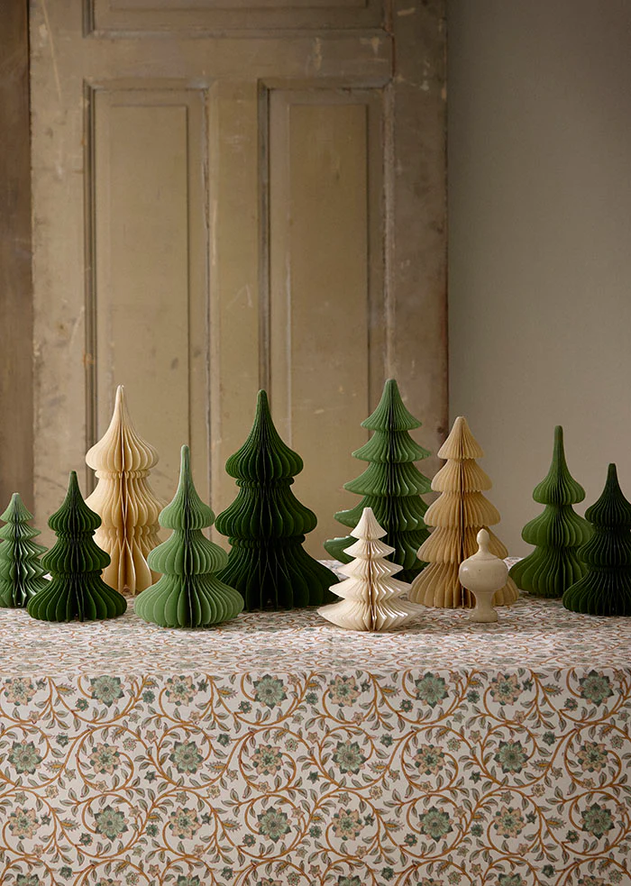 Sapin en papier 16 cm